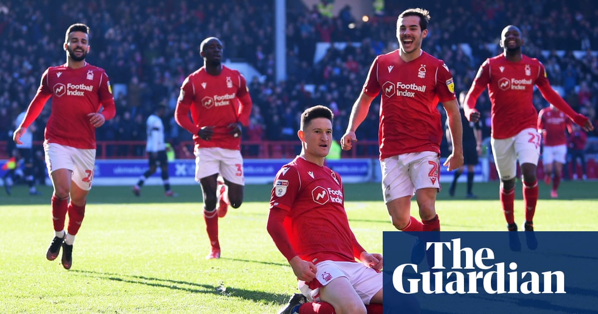 Joe Lolley turns tables on Luton to boost Nottingham Forest’s promotion dream