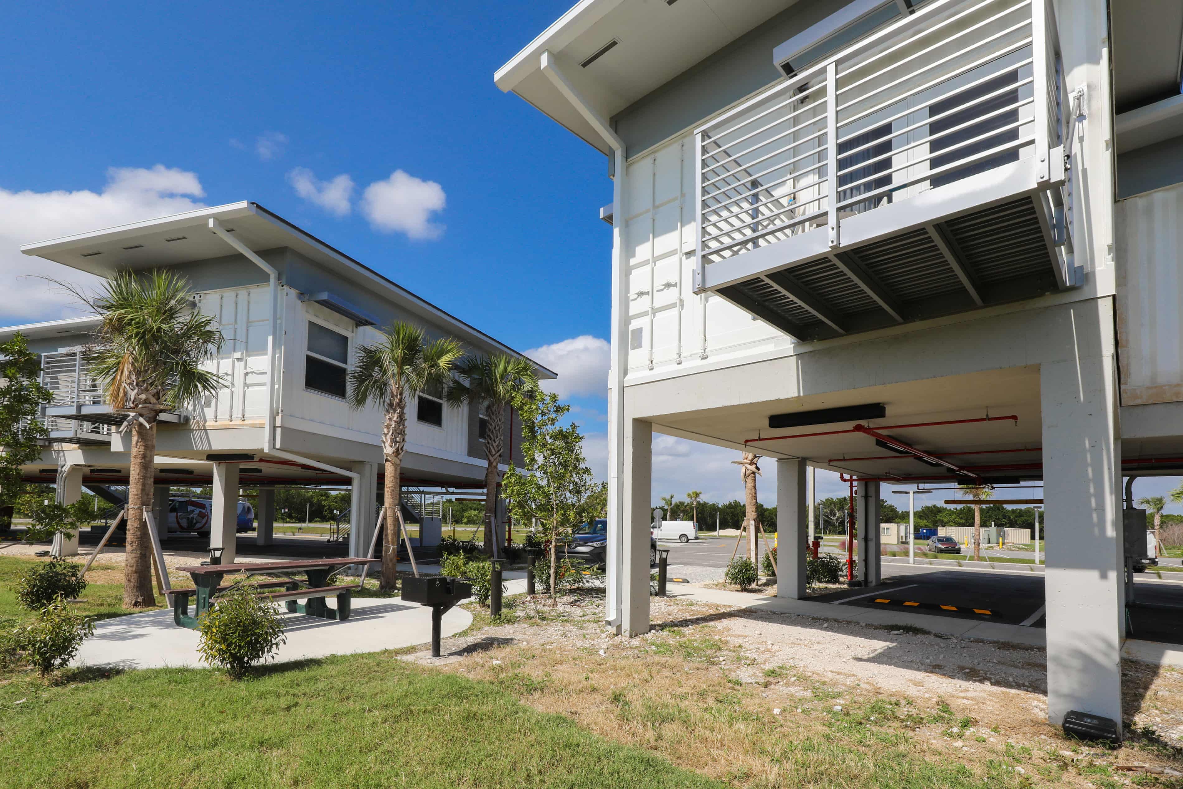 New eco-hotel at Everglades national park built for age of super hurricanes (theguardian.com)