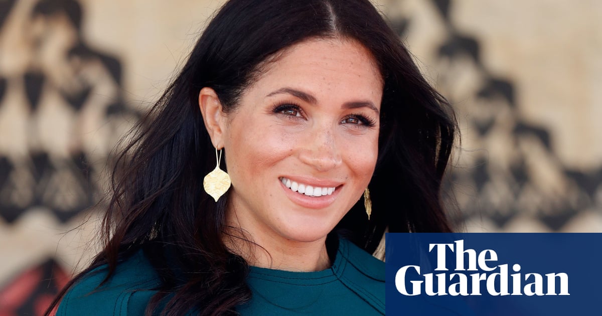 Meghan wins court bid to keep friends identities secret