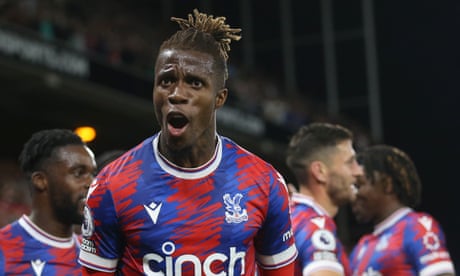 Wilfried Zaha weighs up offers as PSG, Napoli and Galatasaray hold talks