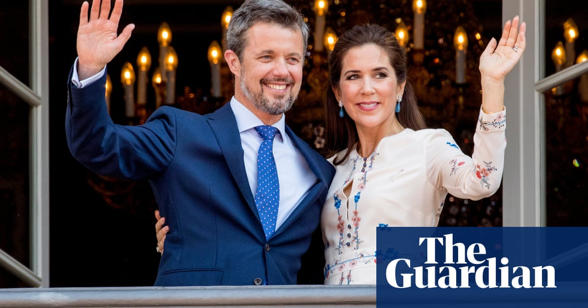 Едно нетрадиционно пътуване от австралийската средна класа до европейската кралска