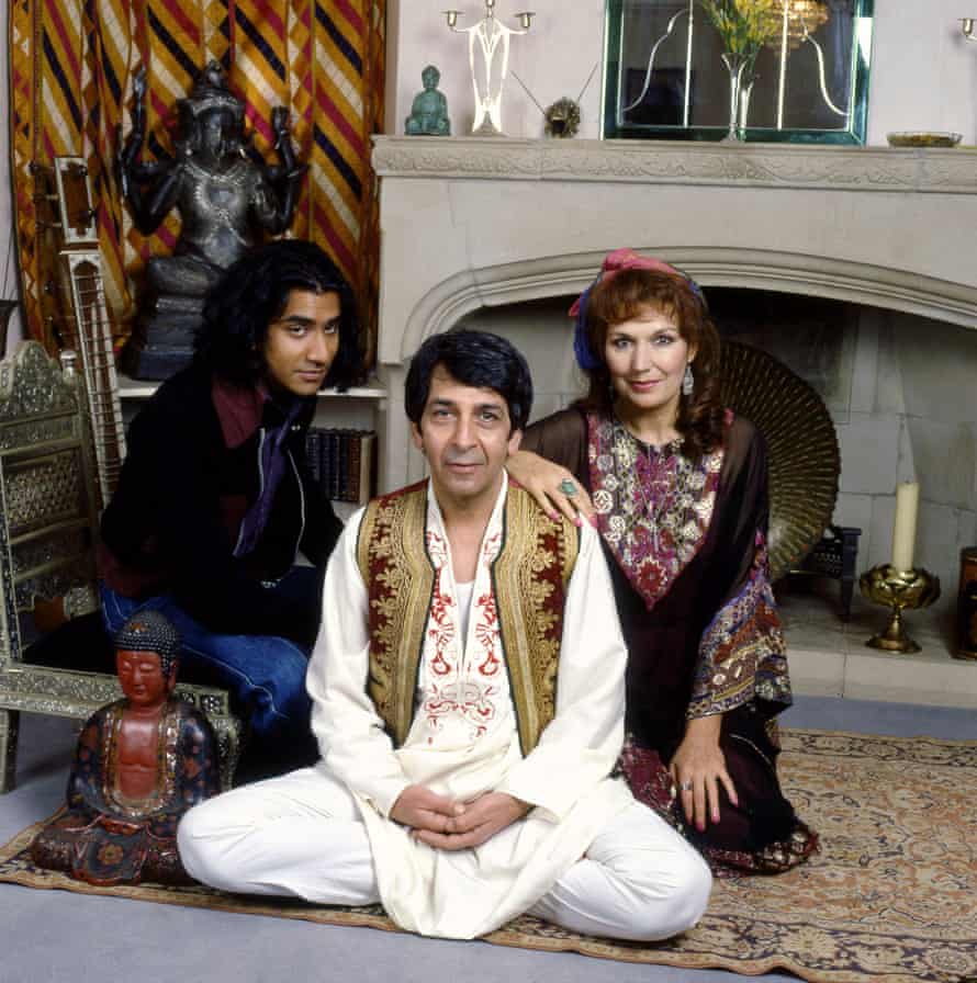 Andrews with Roshan Seth and Susan Fleetwood in The Buddha of Suburbia