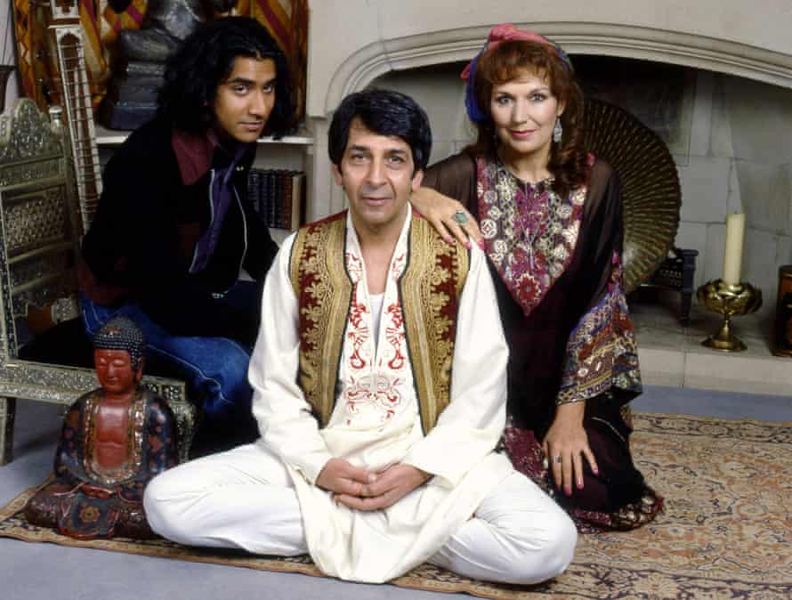 Naveen Andrews, Roshan Seth and Susan Fleetwood in the TV version of The Buddha of Suburbia.
