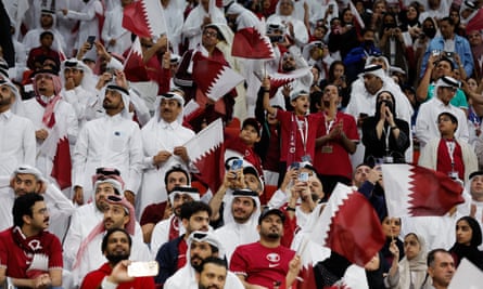 Supporters du Qatar avant le match contre l'Equateur
