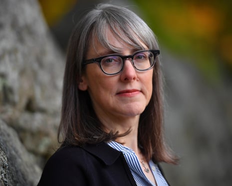 Michelle R Smith, reporter.