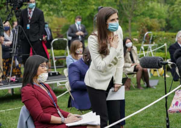 Don T Ask Me Ask China Trump Clashes With Reporters Then Abruptly Leaves Press Briefing World News The Guardian