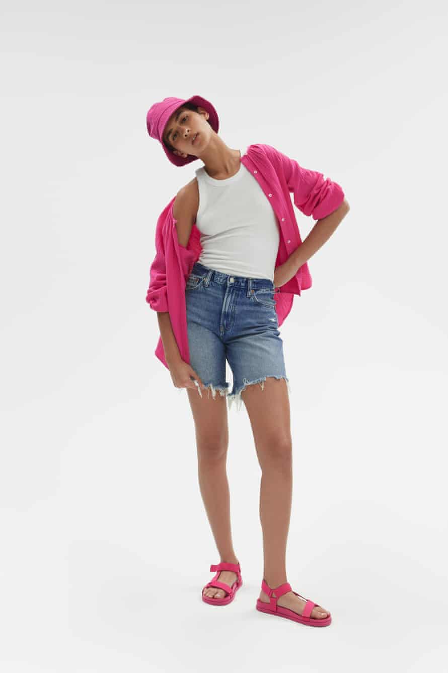 Meilleur short femme à porter été 2022 Short en jean bleu coupé Gap