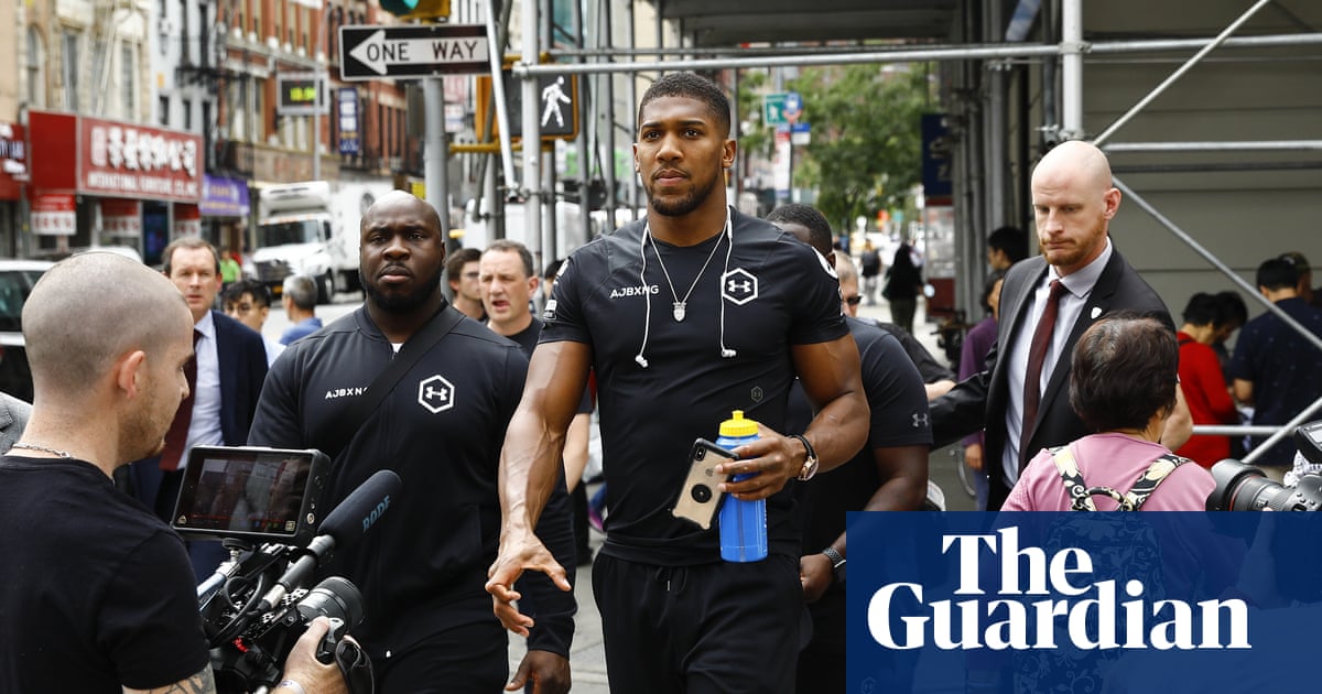 Anthony Joshua defends desert fight and points to Saudi Arabia ‘reforms’