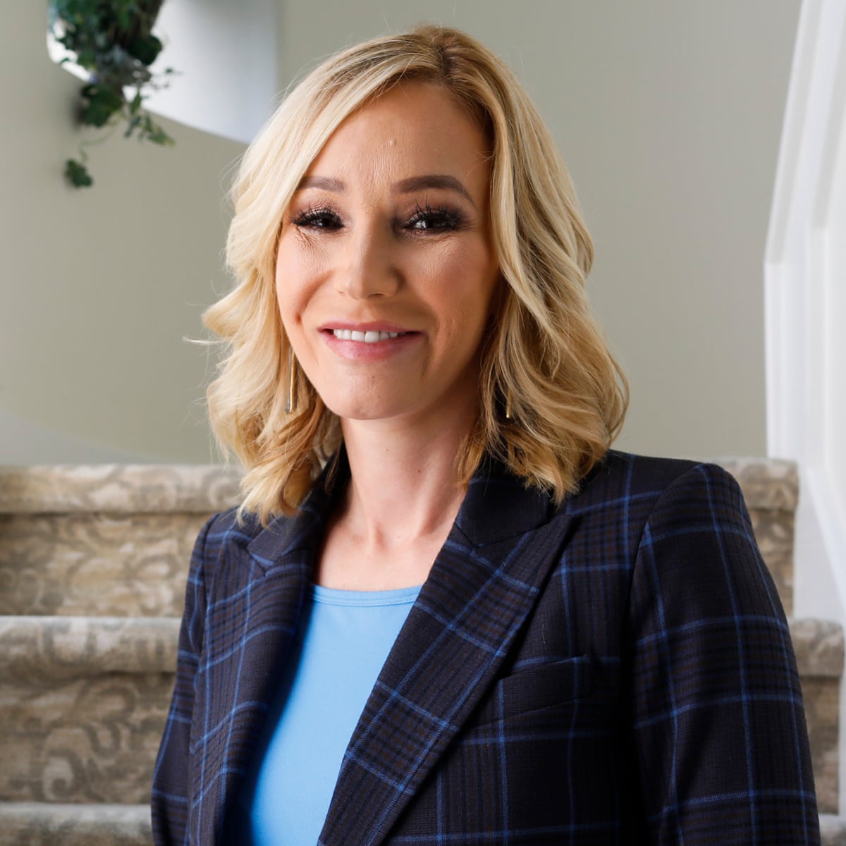 Paula White The Pastor Who Helps Trump Hear What God Has To Say Donald Trump The Guardian