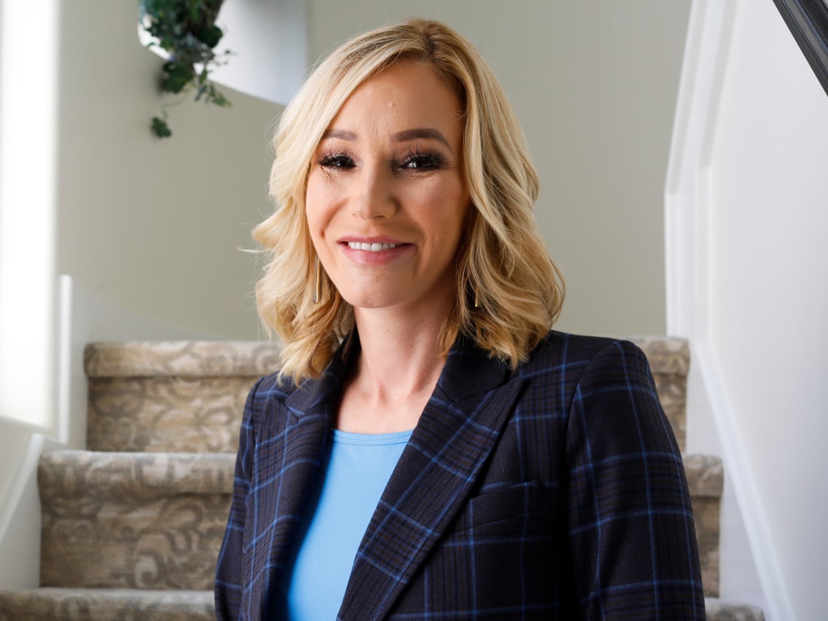 Paula White The Pastor Who Helps Trump Hear What God Has To Say Donald Trump The Guardian