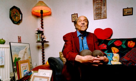 Wilson Harris in 2006. After publishing his first poetry, he found it ‘impossible to stay in Guyana and write’. So, in 1959, he moved permanently to Britain.