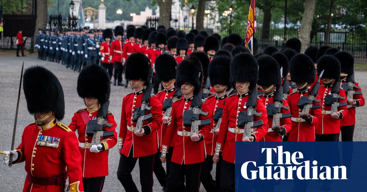 Starmer praises selfless dedication' of armed forces before VE Day anniversary