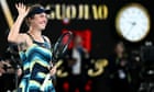 Iga Swiatek stunned by unseeded teenager Linda Noskova at Australian Open