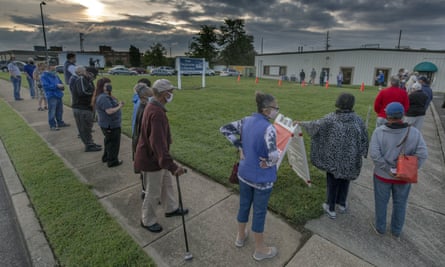 Trump And Biden Head For Minnesota As Early Voting Begins In Three States Us Elections 2020 The Guardian