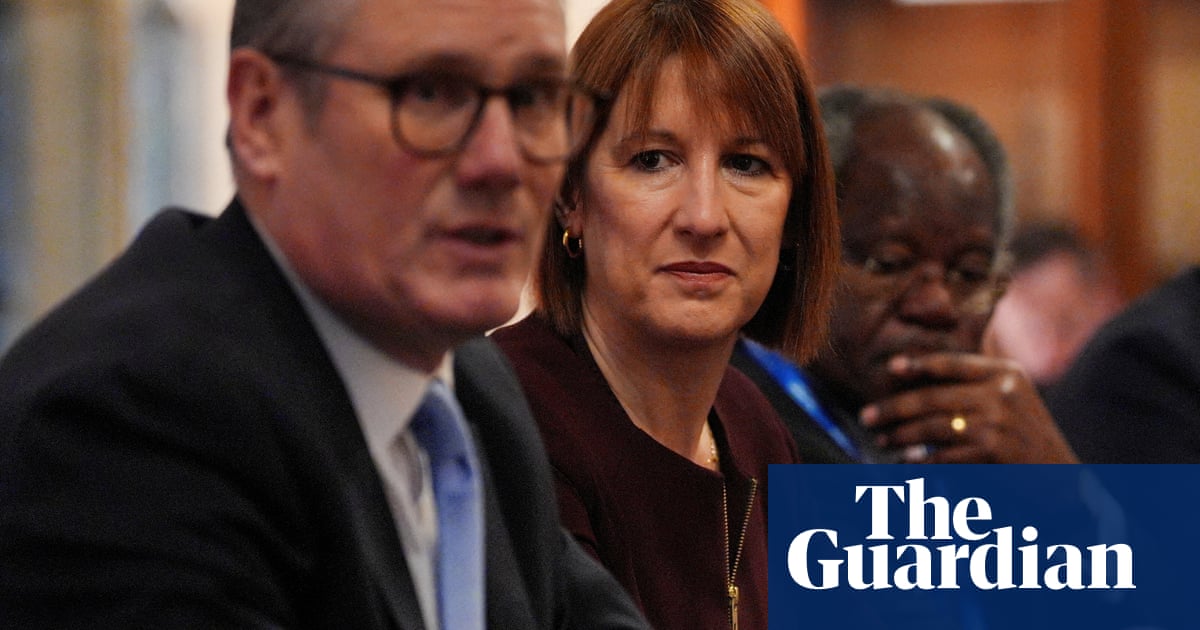 UK Labour Delays Child Poverty Plan, Thousands More Affected
