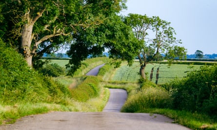 Rolling ridges and quiet country lanes on the Melton Mowbray circular route.