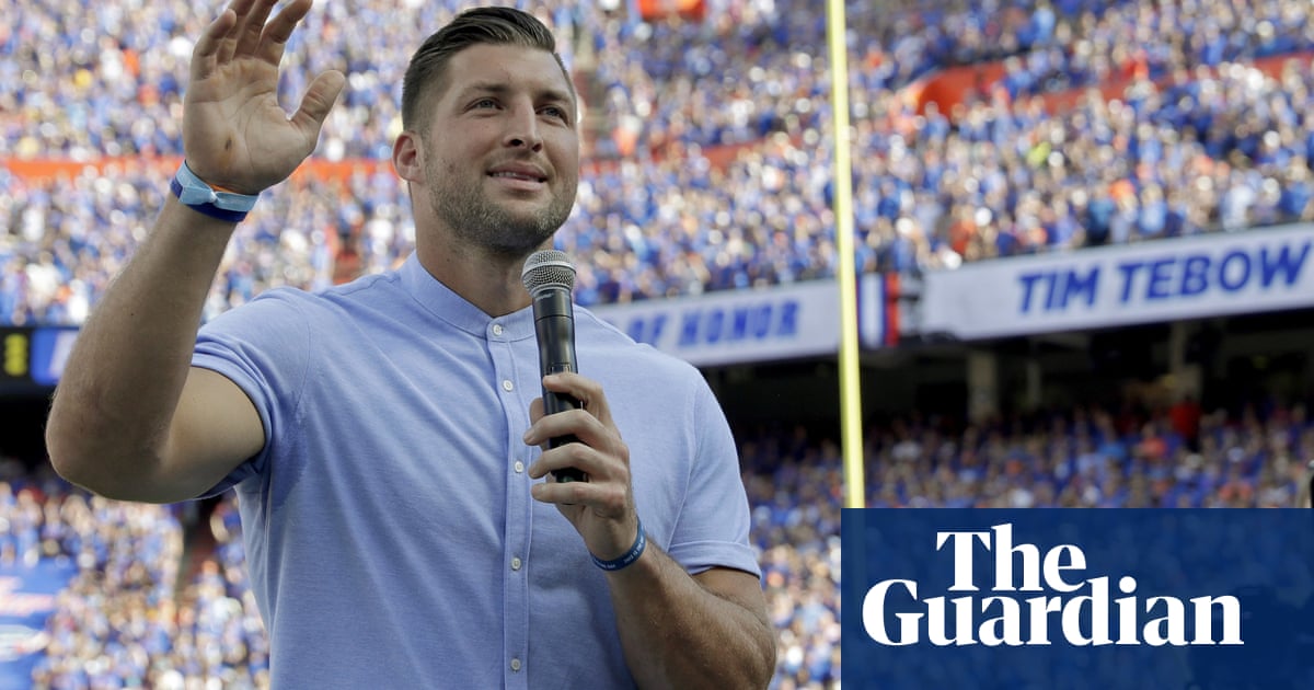 Quarterback Tim Tebow poised for NFL comeback … as a tight end