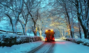 Snow Falls Around The Uk In Pictures Uk News The Guardian Snow Falls Around The Uk In Pictures Uk News The Guardian