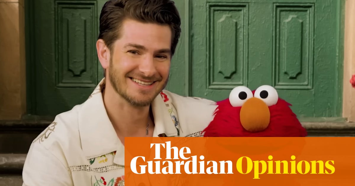 Andrew Garfield’s emotional conversation with Elmo about loss was his most impressive performance to date in the film industry. Andrew Garfield’s emotional conversation with Elmo about loss was his most impressive performance to date in the film industry.