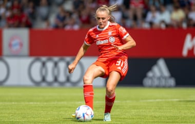Georgia Stanway playing for Bayern Munich Women