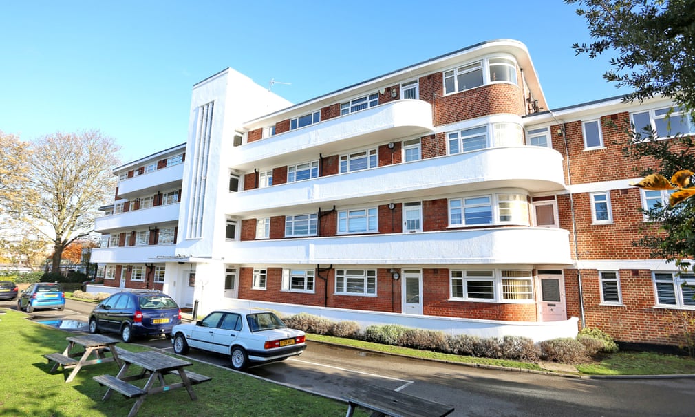 Art Deco flats Chiswick
