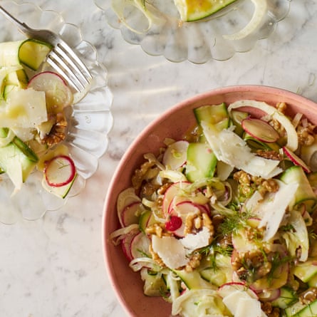 Courgette, fennel and radish salad with walnuts and pecorino