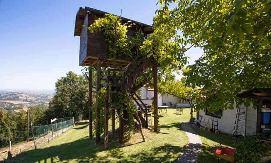 Grand agriturismos: seven bellissimo eco-stays on Italy’s Adriatic coast | Italy holidays 1 Agriturismo-LAperegina Casa-albero