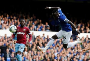 September 16: Everton’s Oumar Niasse shoots at goal against West Ham.