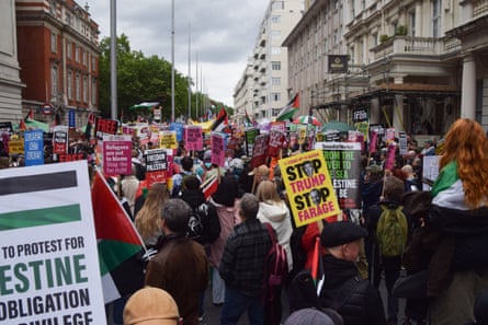 ‘Stop Trump, Stop Farage’