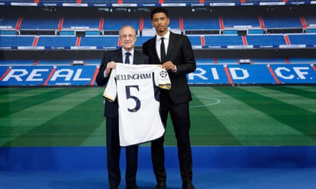 Jude Bellingham at his presentation with Florentino Pérez, the president of Real Madrid, at Valdebebas training ground