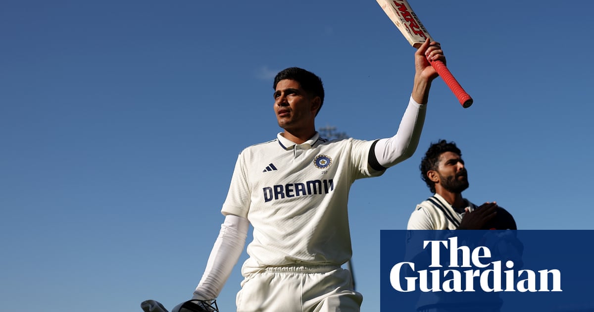 Shubman Gill digs in to steady India and hold off England's battling bowlers