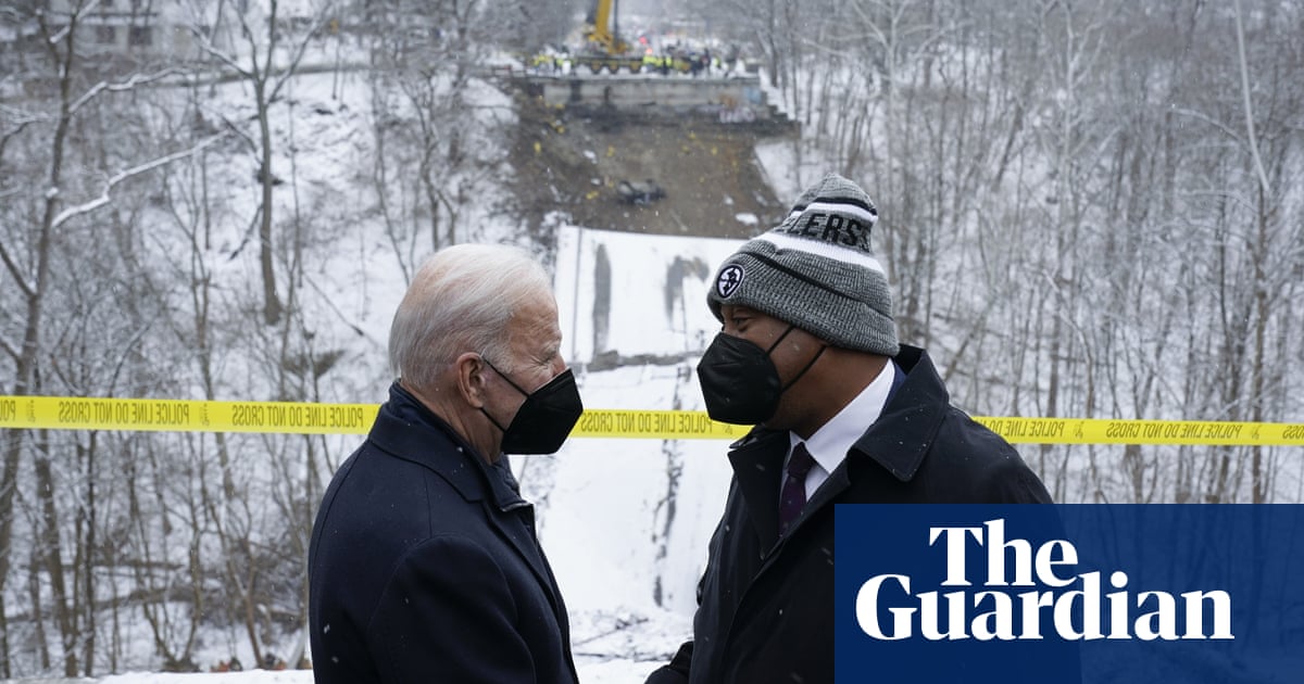 Joe Biden visits Pittsburgh bridge, collapsed hours before infrastructure speech – video
