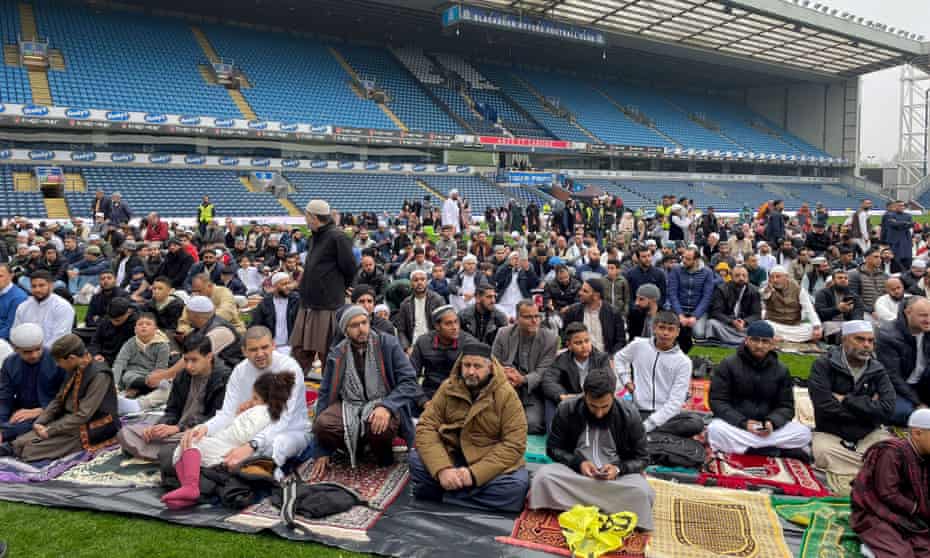 Blackburn Rovers Become First Uk Football Club To Host Eid Prayers On Pitch Eid Al Fitr The Guardian Blackburn Rovers Become First Uk Football Club To Host Eid Prayers On Pitch Eid Al Fitr The Guardian