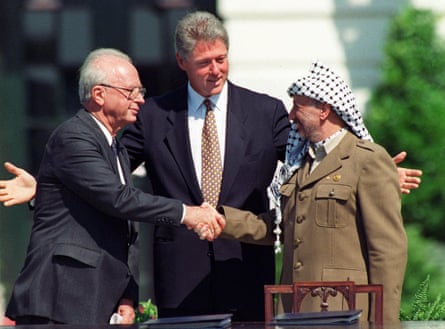 Clinton behind Rabin and Arafat