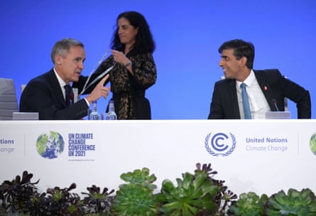 Mark Carney with the then chancellor of the exchequer, Rishi Sunak, at the UN Climate Change Conference (COP26) in Glasgow in 2021