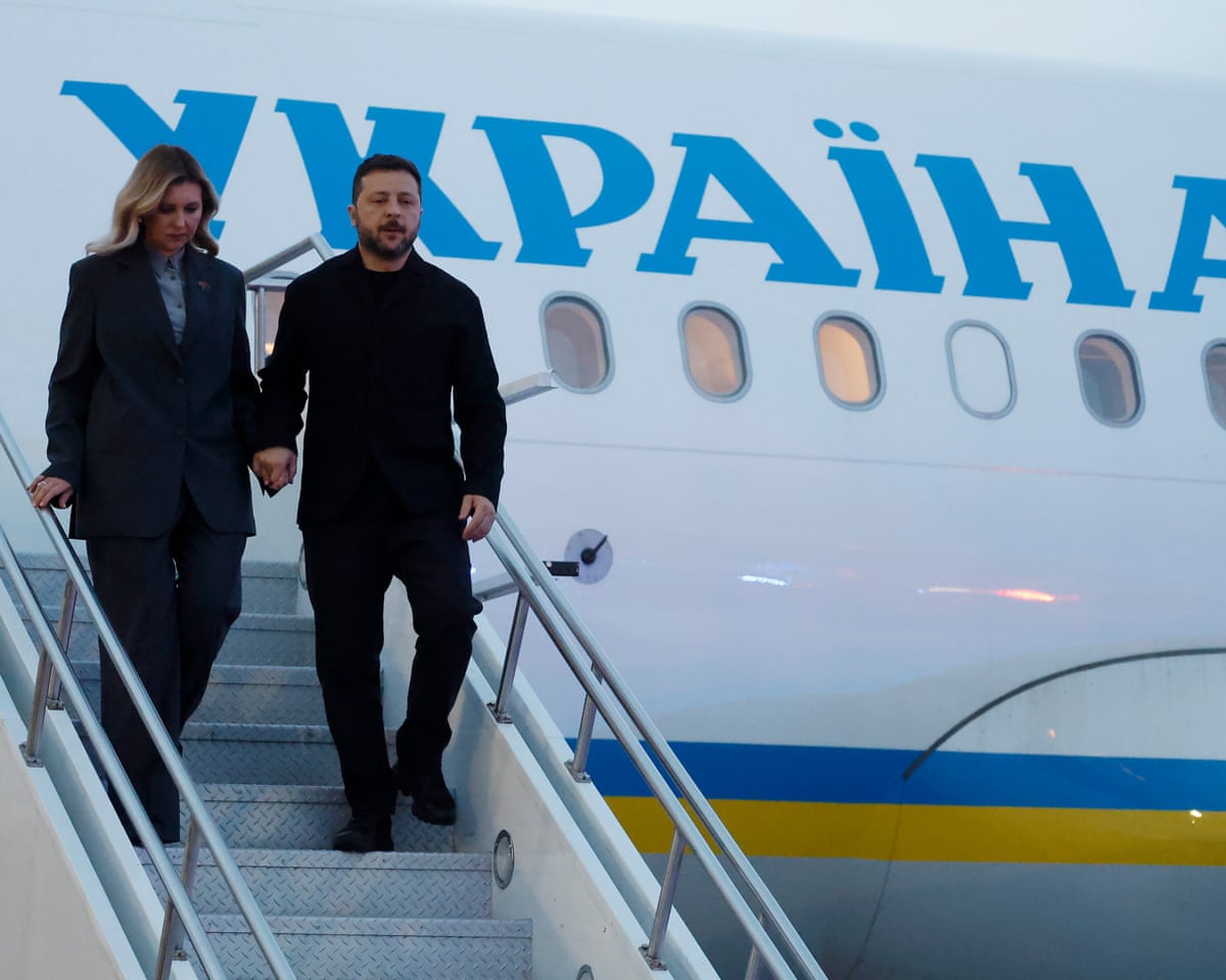 President of Ukraine Volodymyr Zelenskyy and his wife, Olena Zelenska, arrive in Calgary, Canada.