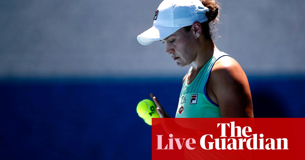 Australian Open semi-finals: Kenin stuns Barty, Halep v Muguruza – live!