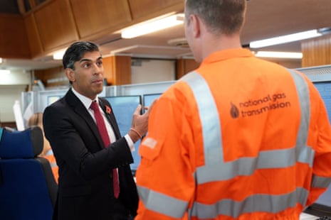 Rishi Sunak speaking to a worker during a visit to the Bacton Gas Terminal in Norfolk this morning.