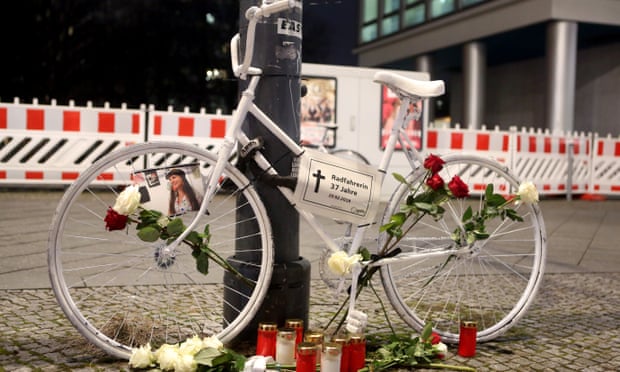 A Berlin ‘ghost bike’ installed as a memorial to a 37-year-old woman killed in February 2019.