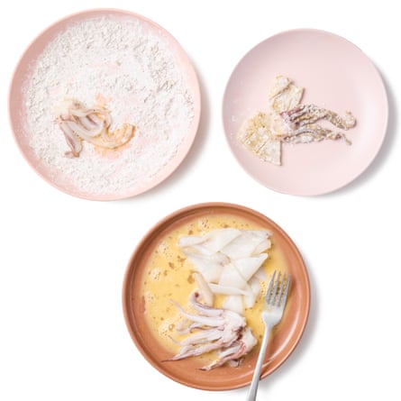 Felicity Cloake’s salt and pepper squid 06b