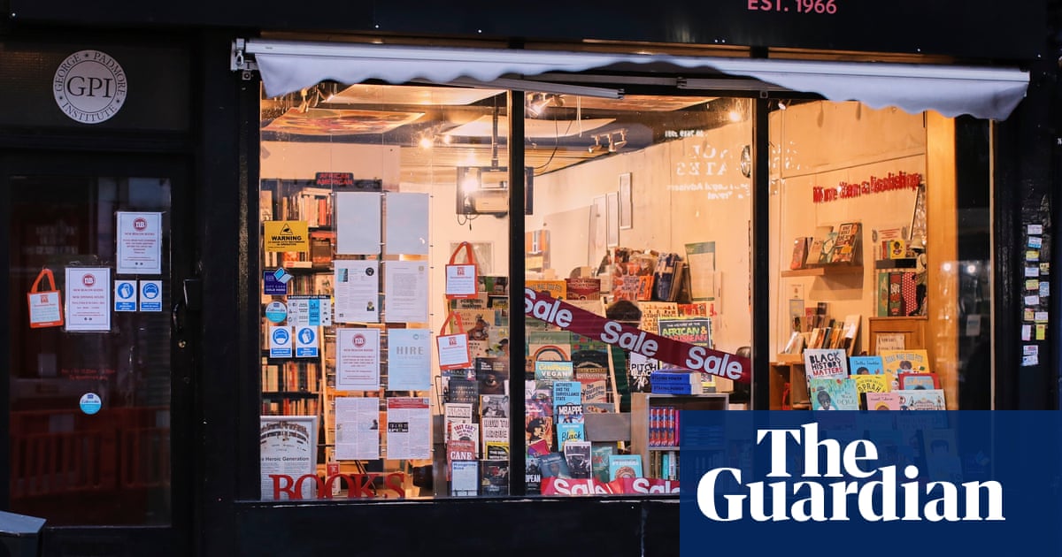 The best way to discover hidden gems': why you should try out a bookshop crawl