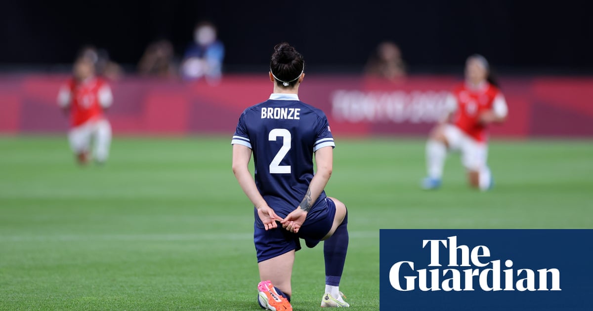 Tokyo 2020 social media teams banned from showing athletes taking the knee