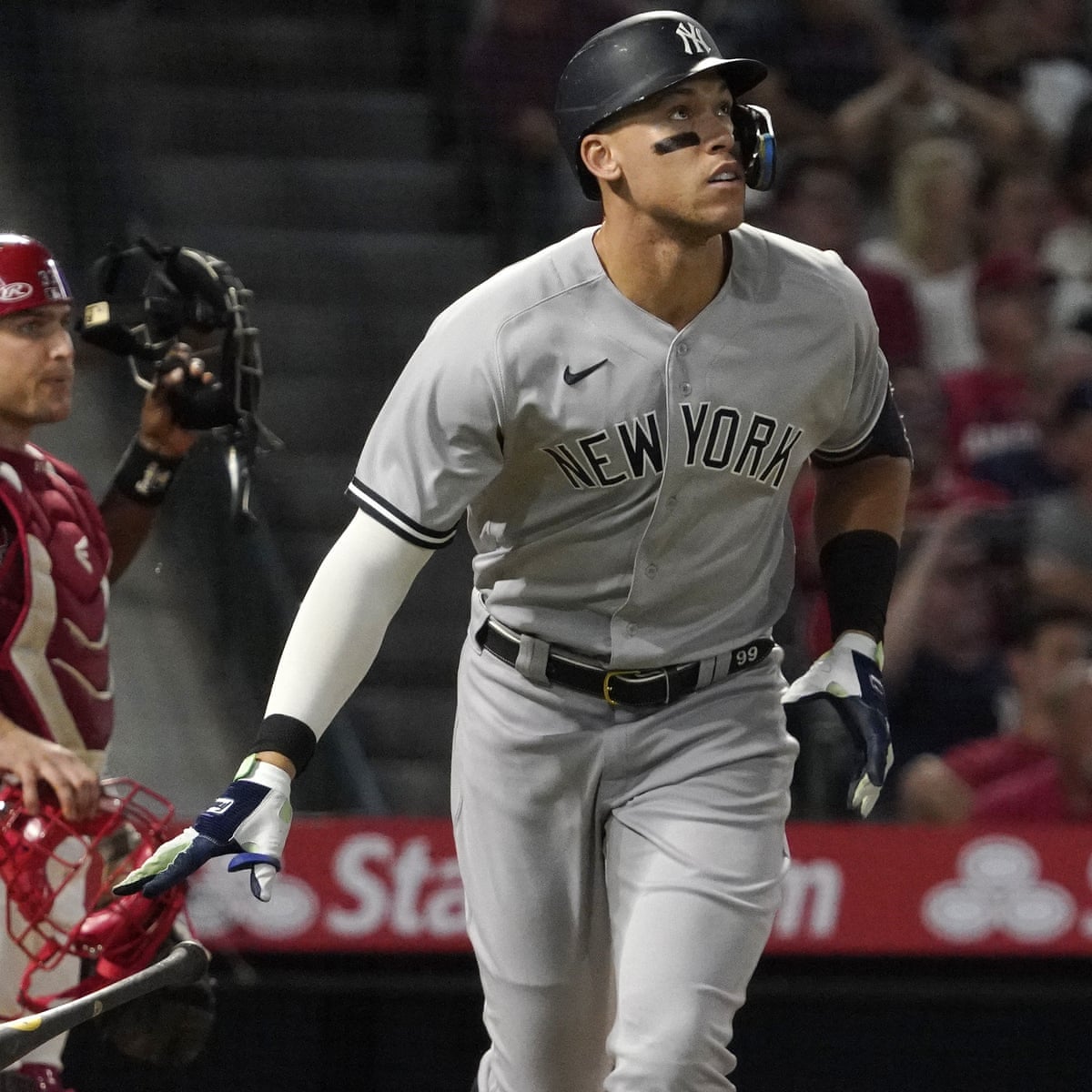 Will Aaron Judge wear a captain patch on uniform?