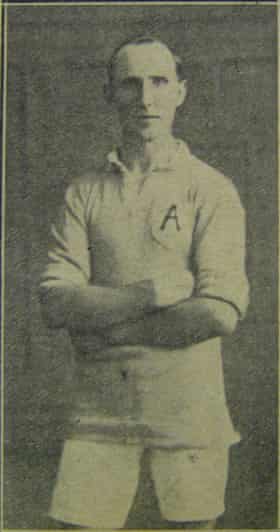 Alex Gibb, le capitaine de l'Australie pour le match international complet du pays.