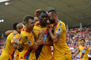 Christian Benteke celebrates his 94th minute goal to ensure Crystal Palace a 3-2 victory against Sunderland at the Stadium of Light. Sunderland are still waiting for their first league victory of the season. It was only Palace’s second win after going two goals behind in Premier League history, the other a 3-2 victory at Burnley in January 2015