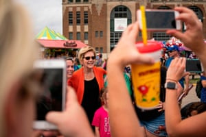 Democratic presidential candidate Elizabeth Warren visits the Iowa State Fair on August 10 in Des Moines, Iowa.