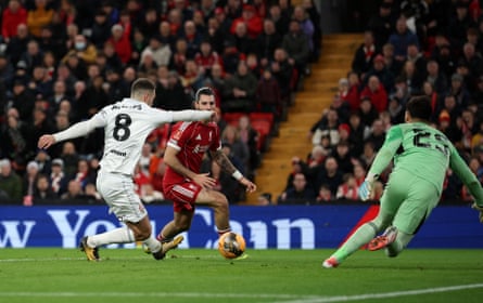 Adam Phillips scores for Barnsley after a mistake from Dominik Szoboszlai.