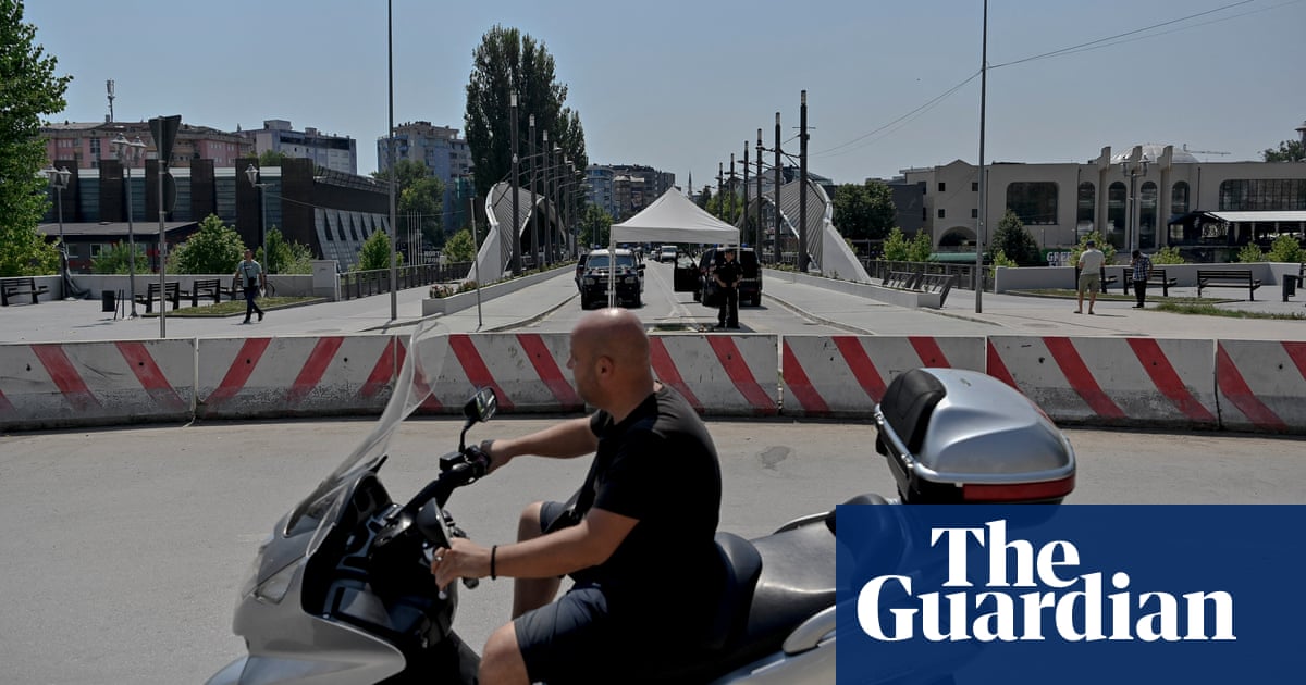 Kosovo Closes Five Serbian Municipal Offices