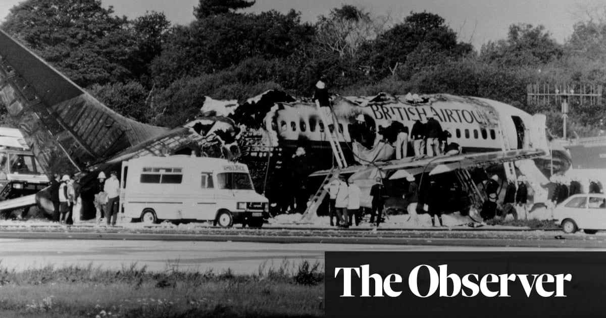 Midair collisions to metal fatigue: tragedies that changed air travel | Business