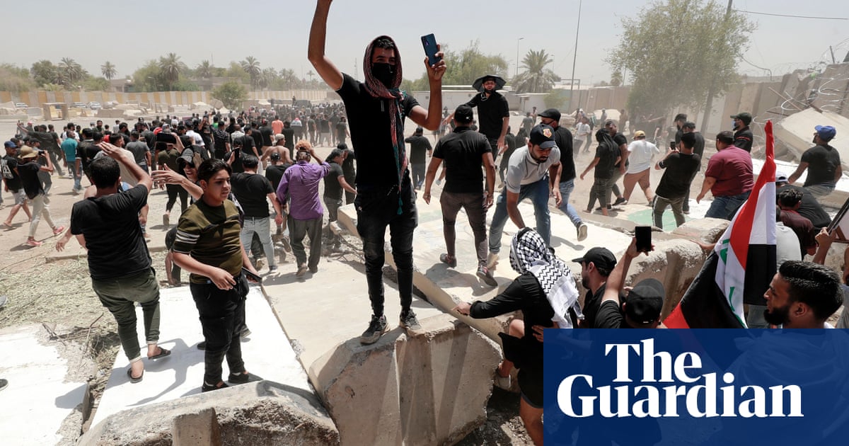 Protesters storm Iraq parliament again amid unrest over Iran-backed groups